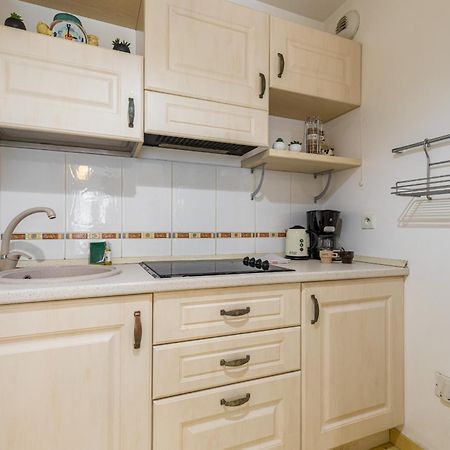 Nice 1 Bedroom Downtown Carre D'Or With Garage Exteriör bild