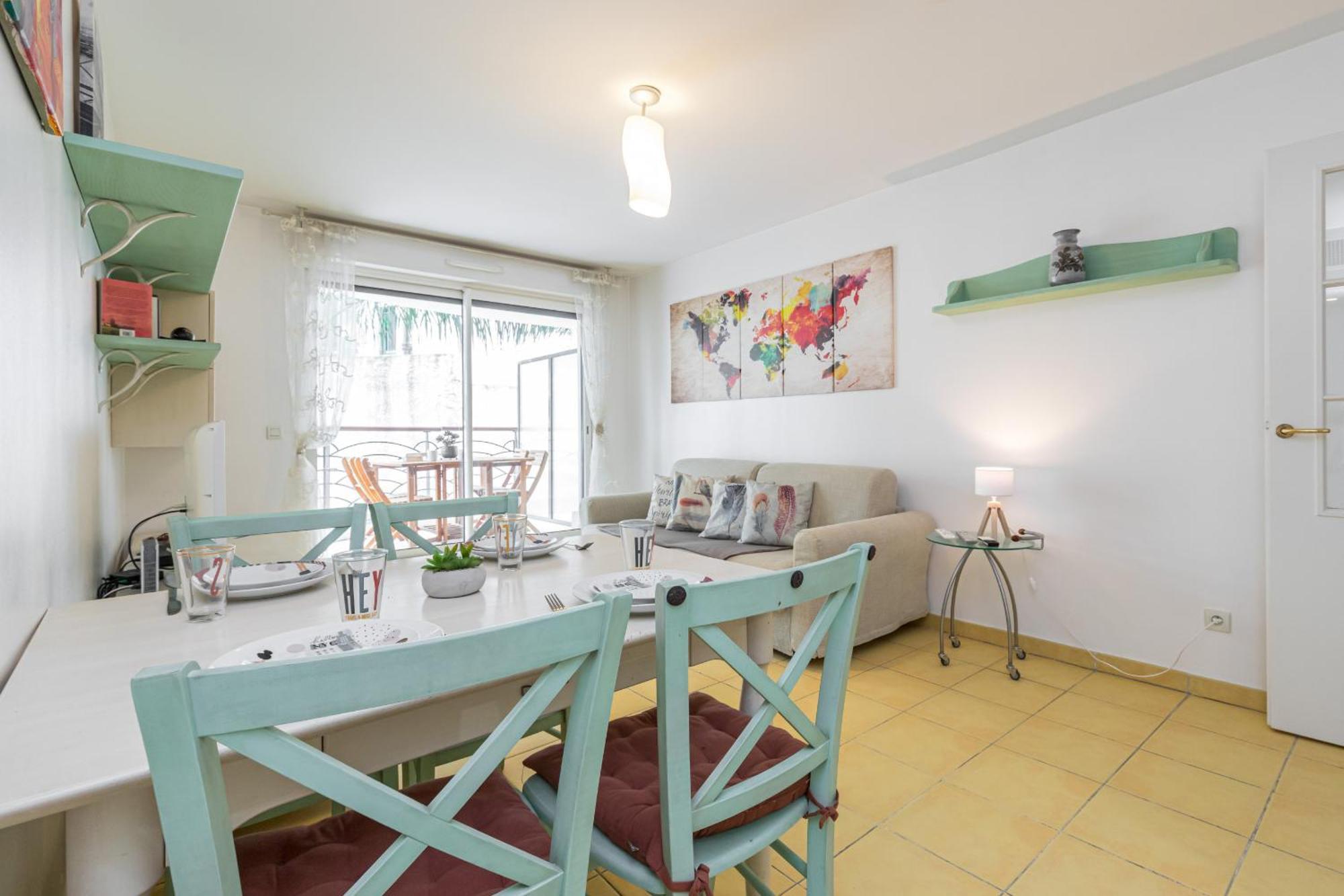 Nice 1 Bedroom Downtown Carre D'Or With Garage Exteriör bild