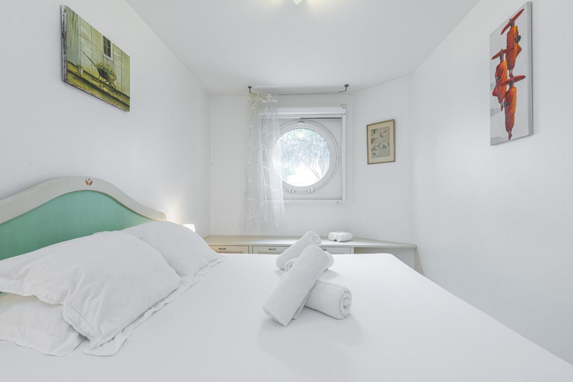Nice 1 Bedroom Downtown Carre D'Or With Garage Exteriör bild
